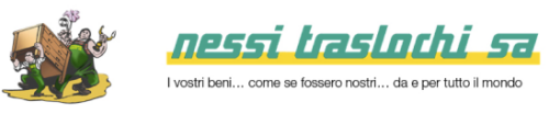 Logo für „Nessi Traslochi SA“ mit Zeichentrickfiguren, die einen großen Karton tragen. Der Text unter dem Logo lautet: „I vostri beni... come se fossero nostri... da e per tutto il mondo.“.